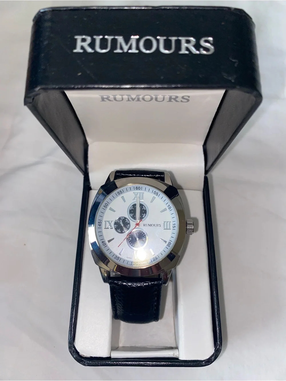 Black Leather Strap Men's Watch with Silver Case **NEEDS BATTERY
